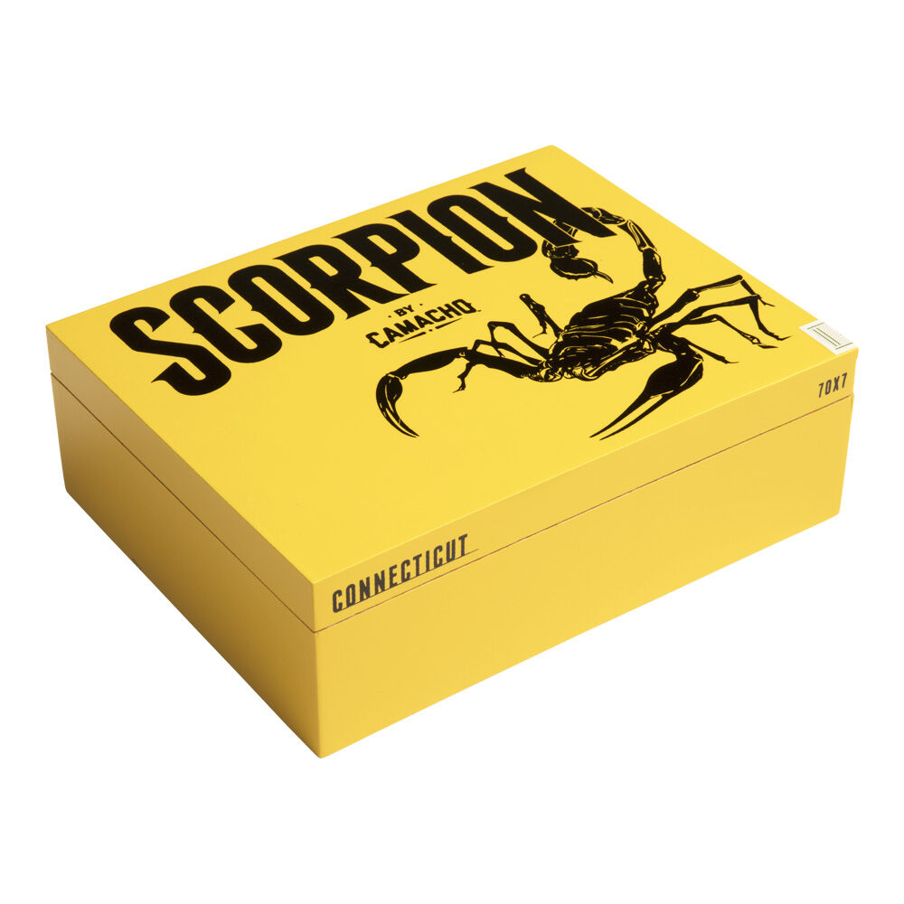 Camacho Scorpion - Connecticut Robusto